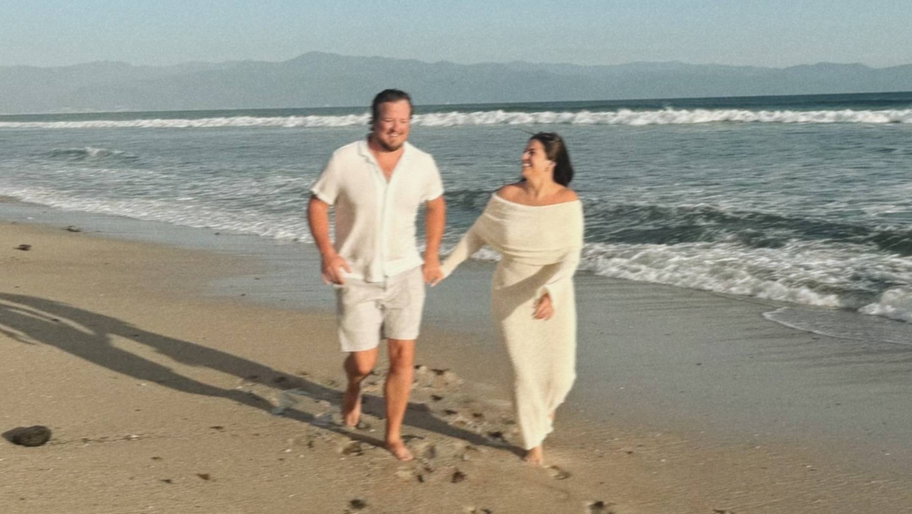 wedding-website-bg-image.jpg (8)